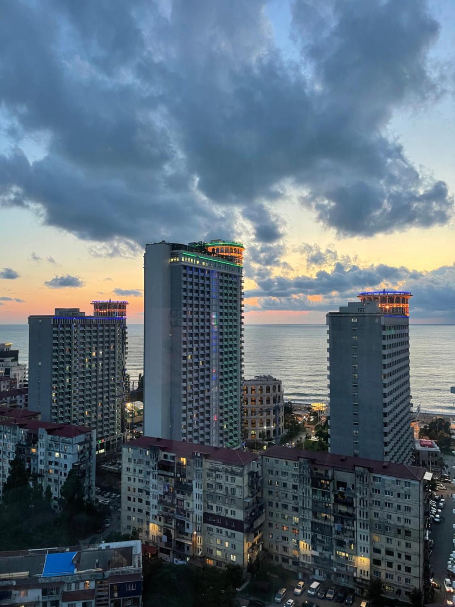 Green House Batumi Διαμέρισμα Εξωτερικό φωτογραφία